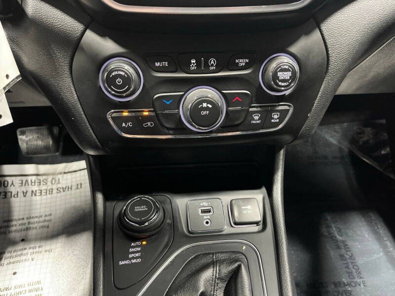 2019 Jeep Cherokee Latitude