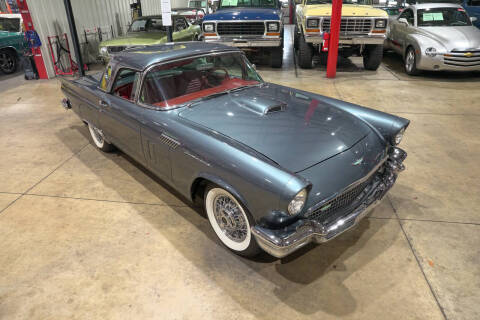 1957 Ford Thunderbird