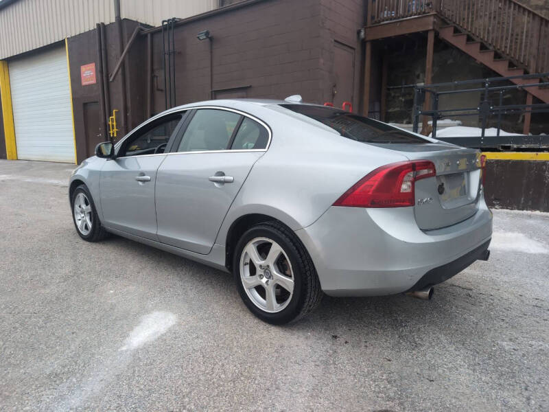 2013 Volvo S60 T5