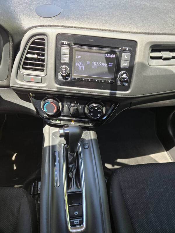 2017 Honda HR-V LX