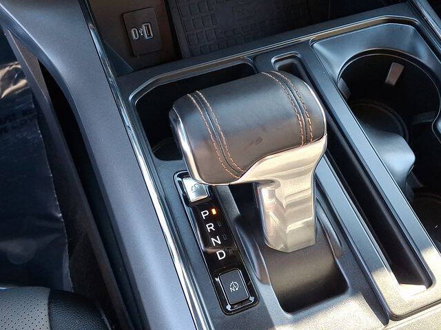 2022 Ford F-150 Lightning Lariat