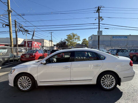 2016 Volkswagen Passat 1.8T SE