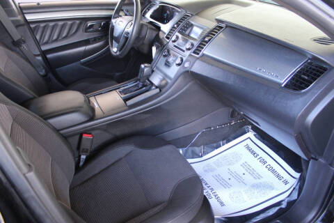 2017 Ford Taurus SEL