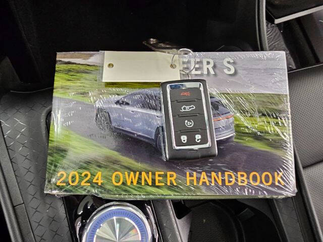 2024 Jeep Wagoneer S Launch Edition