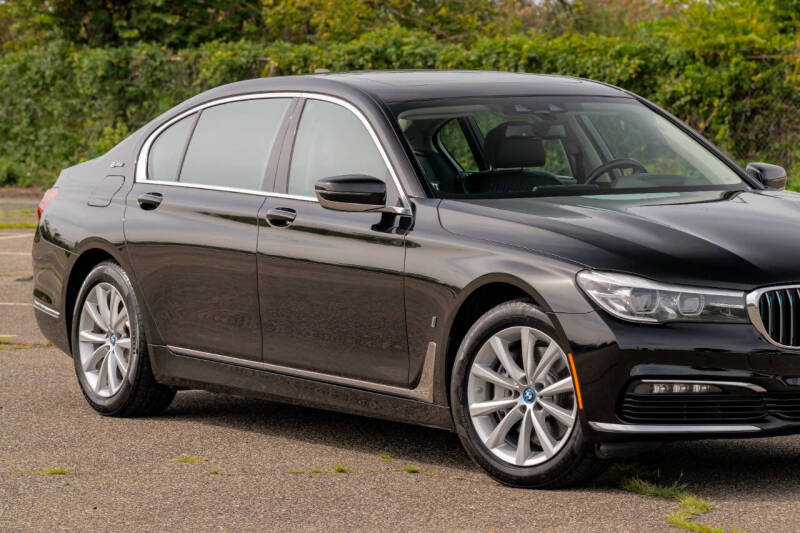 2018 BMW 7 Series 740e xDrive iPerformance