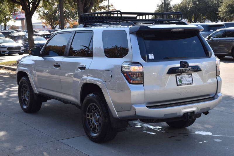 2020 Toyota 4Runner Venture Edition