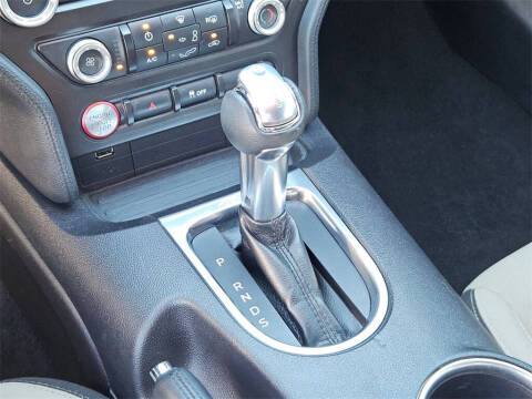 2019 Ford Mustang EcoBoost