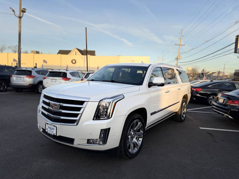 2017 Cadillac Escalade ESV Premium Luxury