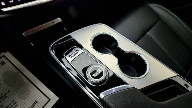 2024 Cadillac LYRIQ Tech