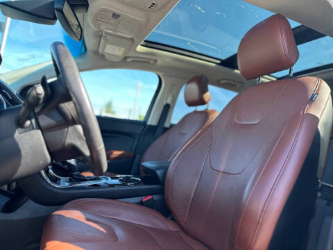 2016 Ford Edge Titanium