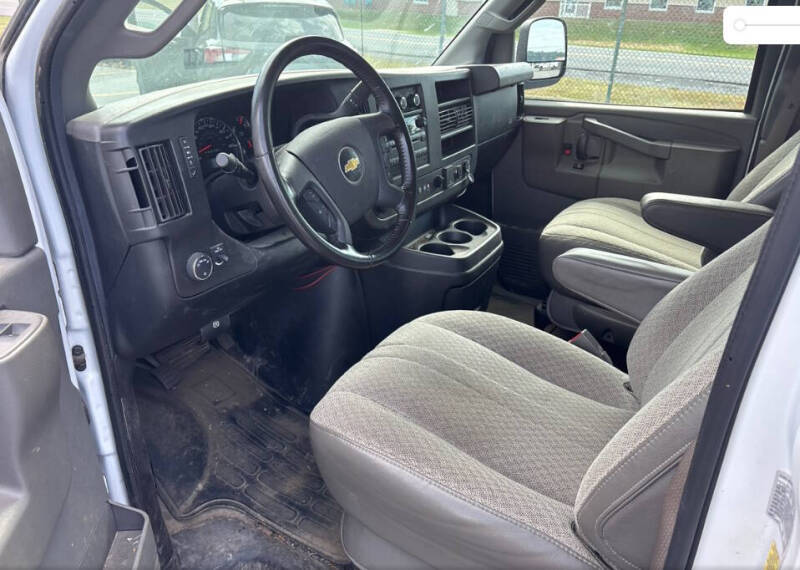 2020 Chevrolet Express 2500
