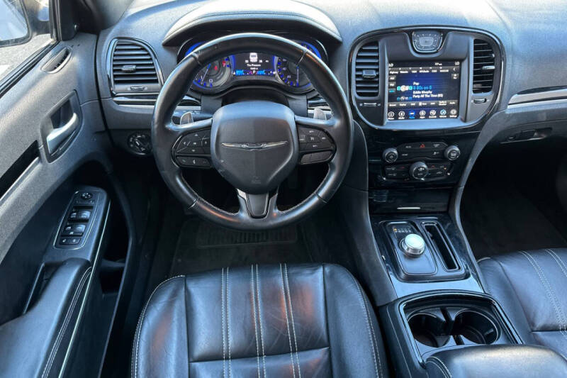 2018 Chrysler 300 S