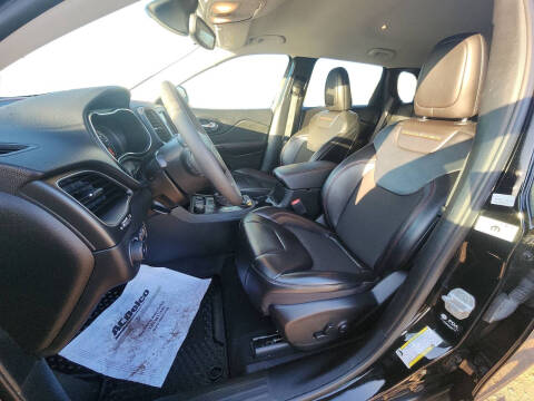 2022 Jeep Cherokee Trailhawk