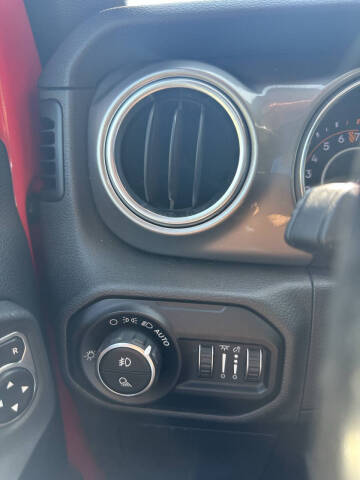 2020 Jeep Gladiator Overland
