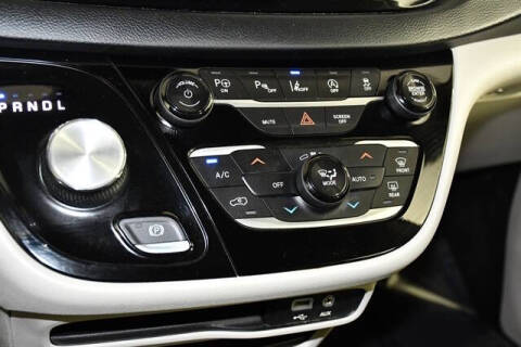 2018 Chrysler Pacifica Touring L