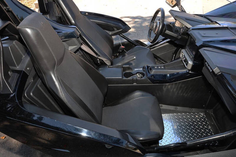 2021 Polaris Sligshot