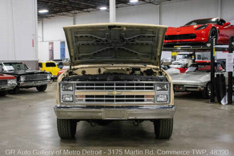 1987 Chevrolet R/V 10 Series V10