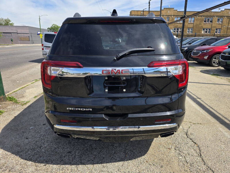 2021 GMC Acadia Denali