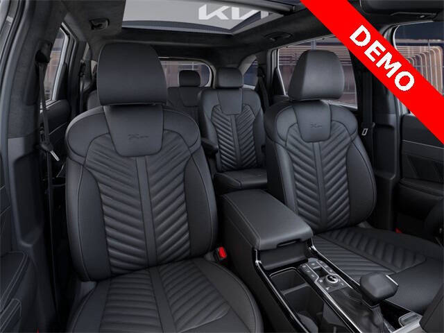 2025 Kia Sorento X-Pro SX-Prestige