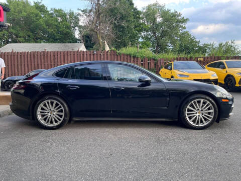 2017 Porsche Panamera
