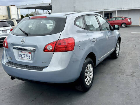 2014 Nissan Rogue Select S