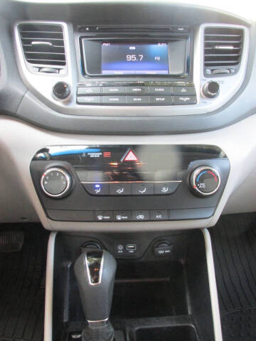 2016 Hyundai Tucson SE