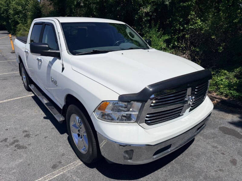 2015 RAM 1500 SLT