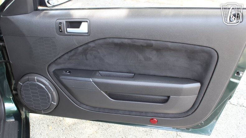 2008 Ford Mustang