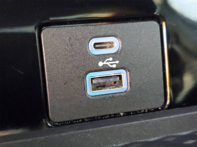 2022 Ford Mustang Mach-E Premium