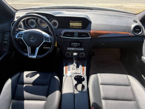 2012 Mercedes-Benz C-Class C 250 Luxury