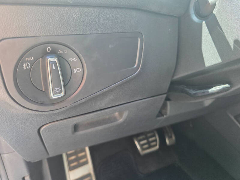 2021 Volkswagen Tiguan SE R-Line Black