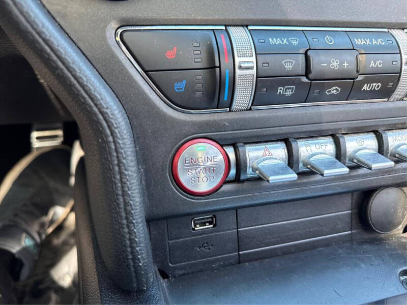 2020 Ford Mustang EcoBoost Premium