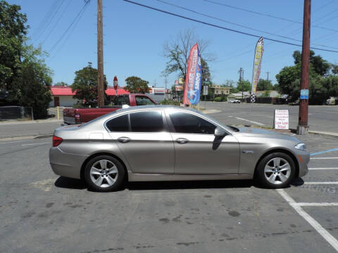 2011 BMW 5 Series 528i