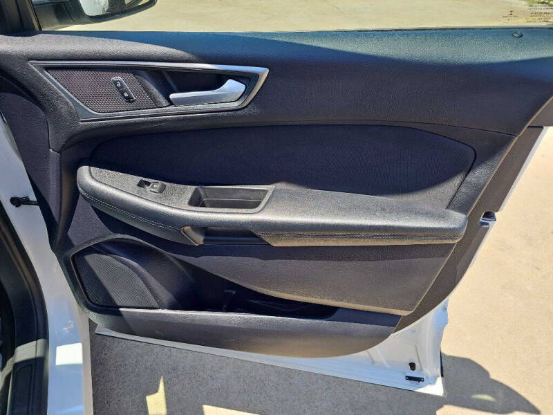 2019 Ford Edge SE
