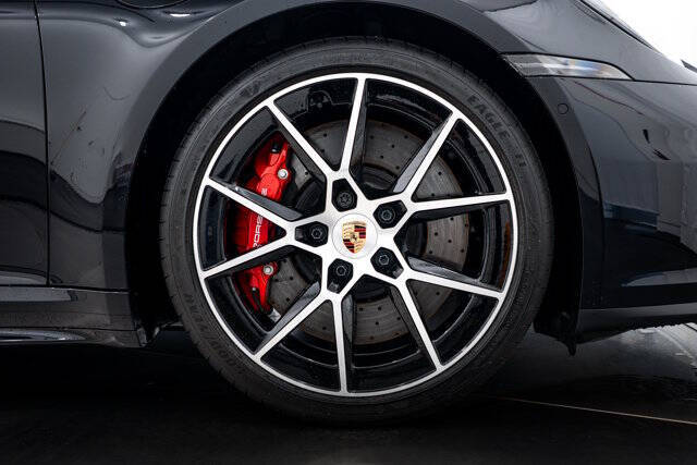 2025 Porsche 911 Carrera S