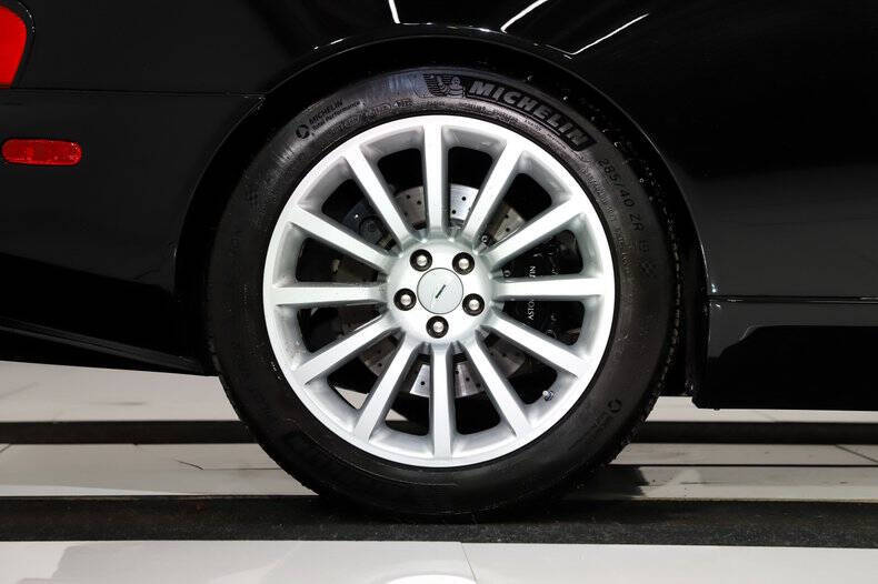 2003 Aston Martin V12 Vanquish