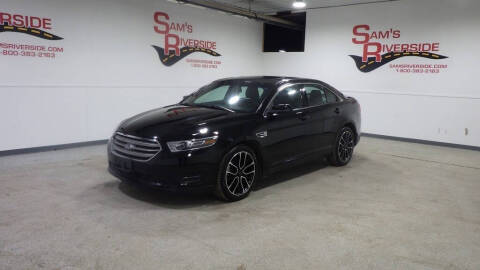 2018 Ford Taurus SEL