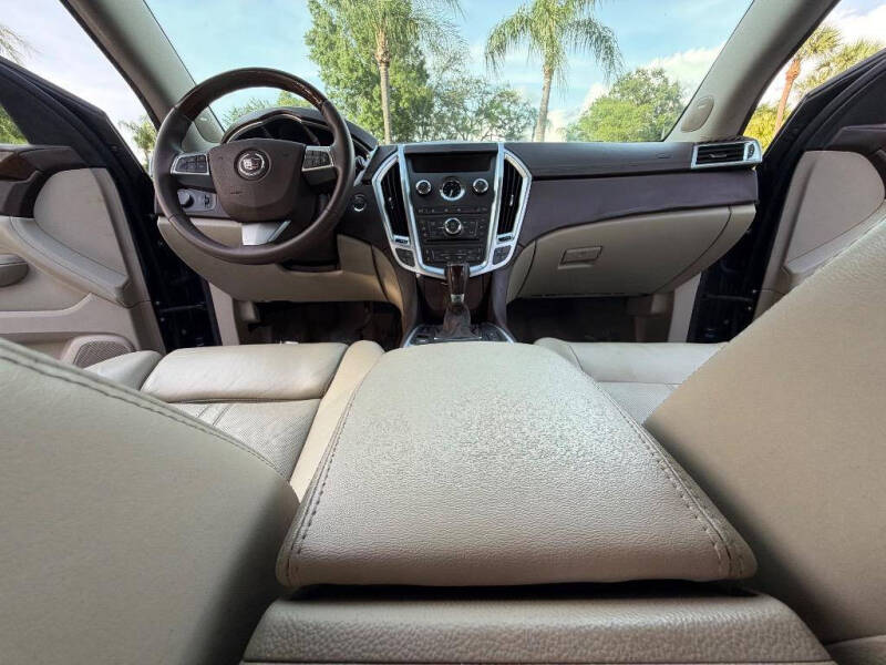 2010 Cadillac SRX Luxury Collection