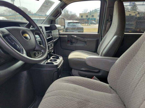 2023 Chevrolet Express LS 3500