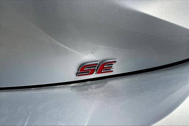 2022 Toyota Corolla Hatchback SE