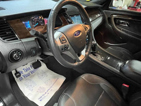 2019 Ford Taurus Limited