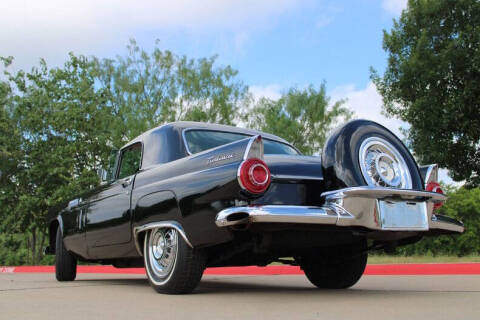 1956 Ford Thunderbird