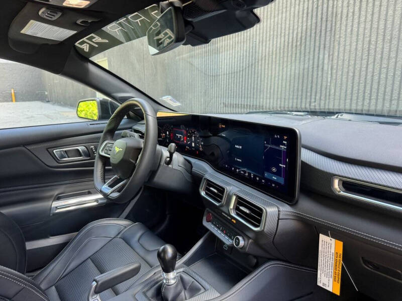 2025 Ford Mustang GT Premium