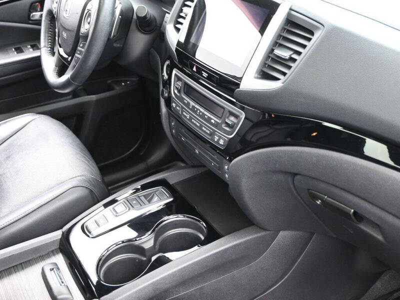 2017 Honda Pilot Elite