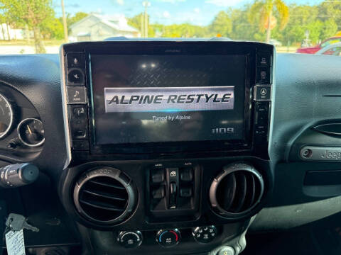 2014 Jeep Wrangler Unlimited Freedom Edition