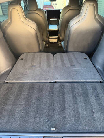 2024 Tesla Model X Plaid