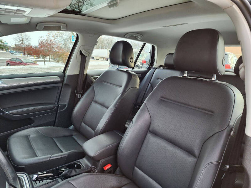 2015 Volkswagen Golf TSI SEL