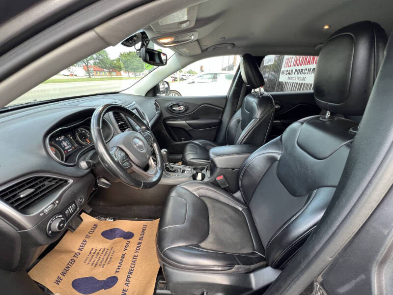 2020 Jeep Cherokee Altitude