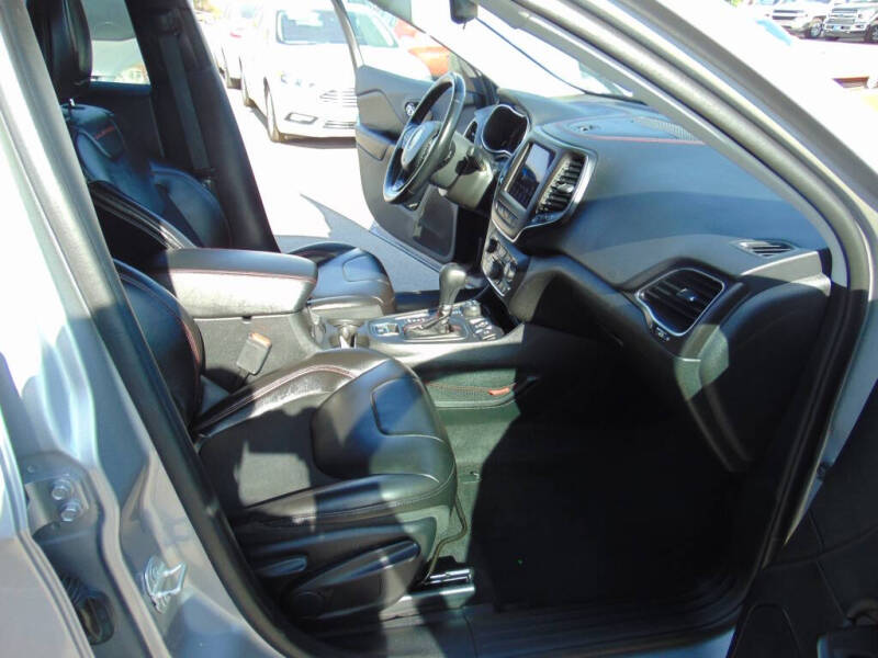 2021 Jeep Cherokee Trailhawk