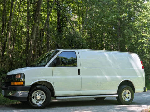2024 Chevrolet Express 2500